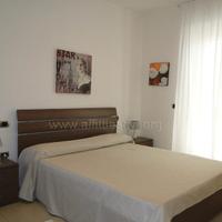 Appartamento in centro a soli 150 mt. dal mare - v