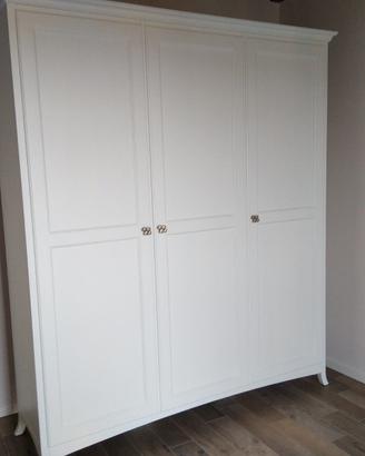 armadio in rovere con 3 ante laccato spazzolato