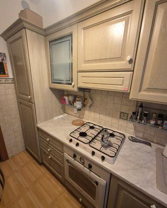 CUCINA LUBE COMPLETA DI ELETTRODOMESTICI