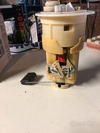 Pompa benzina toyota yaris