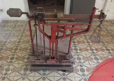 Vecchia bilancia bascula Rodolfo Sarzani