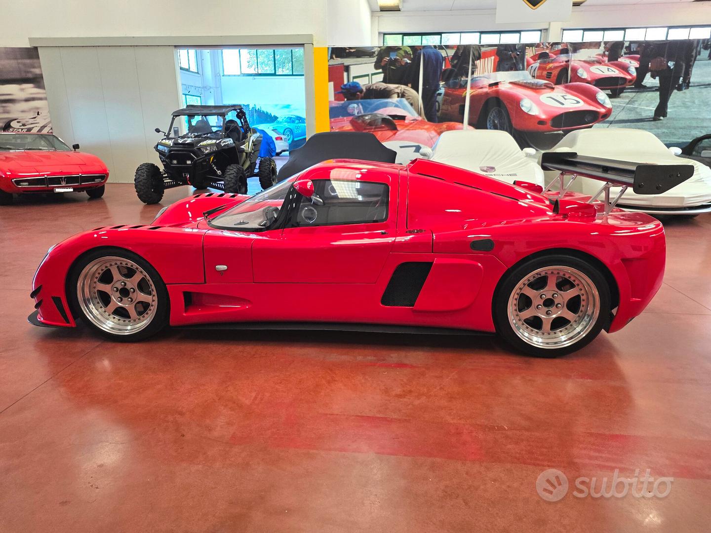 Chevrolet Ultima Gtr 2001 photo 2