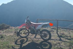 motocross Honda 250 4t targato 