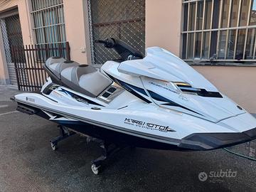 Moto d'acqua Yamaha FX SVHO 2022 18 ore perfetta