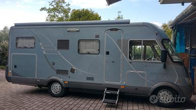 MOTORHOME HYMER B 614 Motore 2800jtd 140 CV