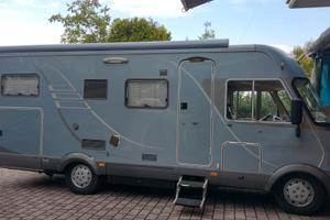 MOTORHOME HYMER B 614 Motore 2800jtd 140 CV