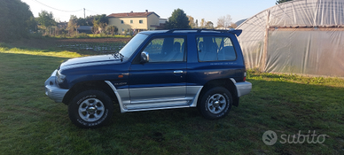 Mitsubishi pajero gls