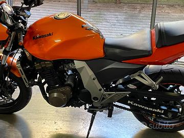 Moto Kawasaki