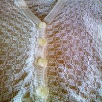 Golfino bianco di cotone fatto a mano