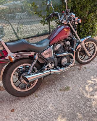  Honda Custom VT500