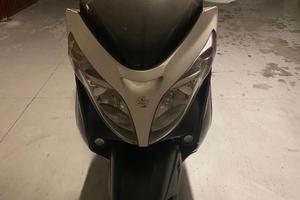 Suzuki Burgman 400 - 2010