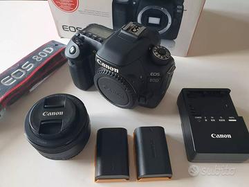 Reflex Canon Eos 80D + obiettivo 50mm e accessori