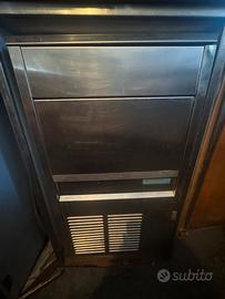 Macchina per il ghiaccio