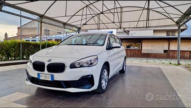 Bmw 2er active tourer 218d Advantage