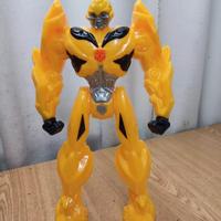 TRANSFORMERS Bumblebee Robots in Disguise Figurine