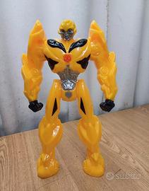 TRANSFORMERS Bumblebee Robots in Disguise Figurine