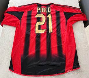 Maglia Milan gara autografata da Pirlo