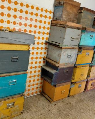 Cassette usate nomadismo e cubiche