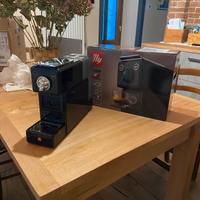 Macchina del caffè Illy X 3