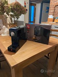 Macchina del caffè Illy X 3