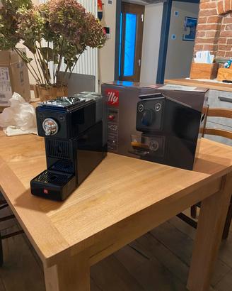 Macchina del caffè Illy X 3