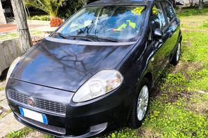 AUTO PRENOTATA : Fiat Grande Punto 1.3 Mjt 90cv 6M