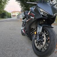 Honda cbr 650 e