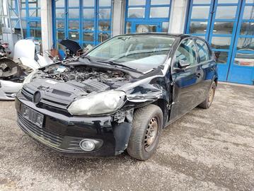 Ricambi VOLKSWAGEN GOLF 6 1598cc TDI del 2011