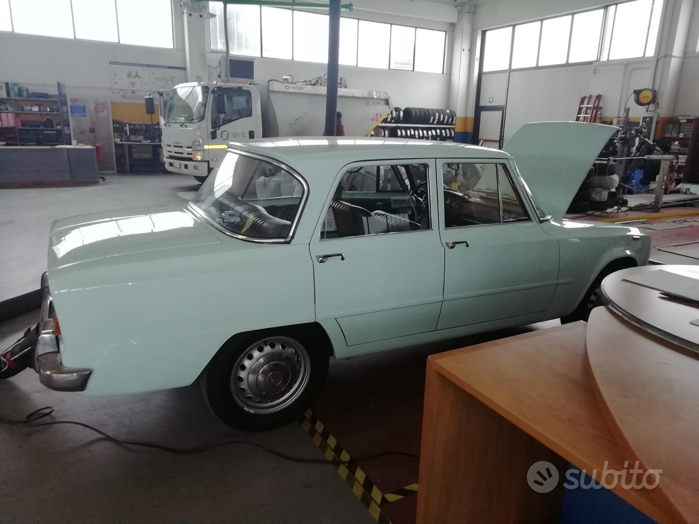 Alfa Romeo Giulia 1300 Ti 1960 photo 3