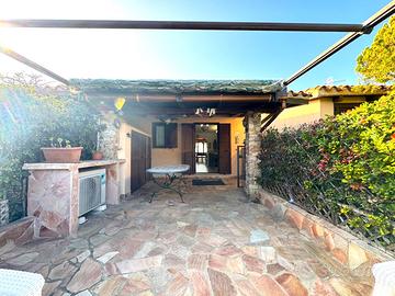 Villetta vista mare con giardino