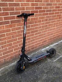 Monopattino elettrico ducati