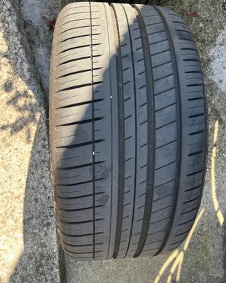 Gomme pirelli