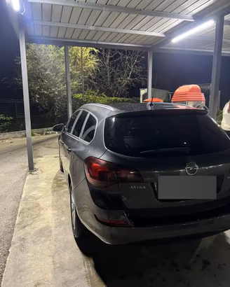 Opel astra
