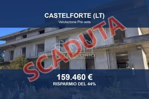 Immobile in asta di 810 m² con più di 5 locali a C