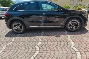 MERCEDES GLA 200 D AMG LINE PREMIUM PLUS (H247)