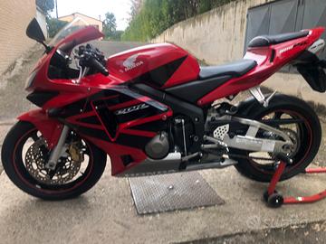 CBR 600 RR km 14870 perfetta