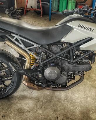 Ducati 796