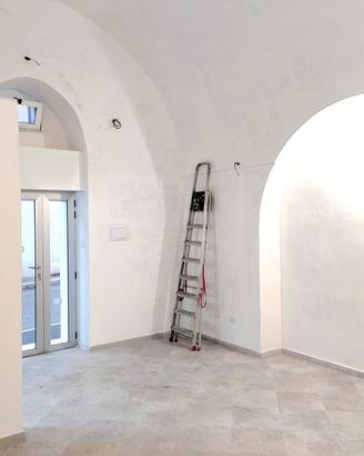Locale RISTRUTTURATO mq 30 in via Genova