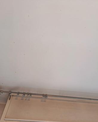 Bastone Ikea con ganci e tenda Ikea