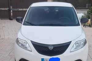 Lancia Ypsilon 1.0 FireFly 5 porte S&S Hybrid Ecoc