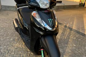 Honda SH300 sport