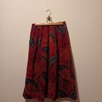 Gonna rossa con fantasia a spirali taglia 44