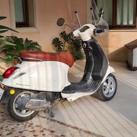 Piaggio Vespa 50 Primavera -