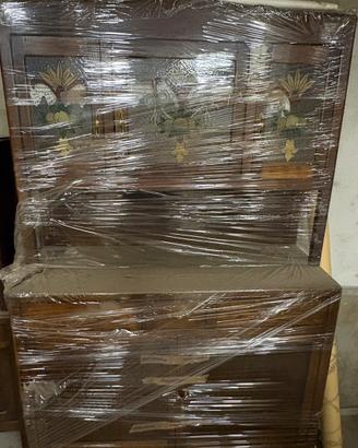 Credenza antica