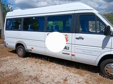 Autobus per trasporto persone