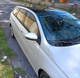 308 1500 131cv EAT8 SW 2019.