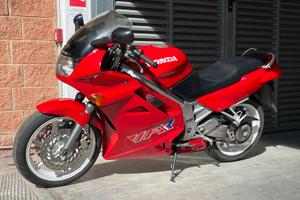 Vfr 750 f
