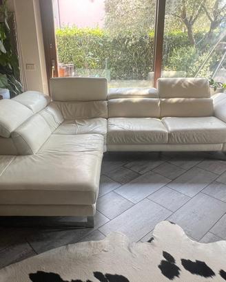 Divano ad L in pelle bianca/panna