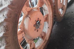 Ruote strette per trattore Fiat 210/95 R36