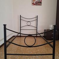 Letto singolo in ferro battuto